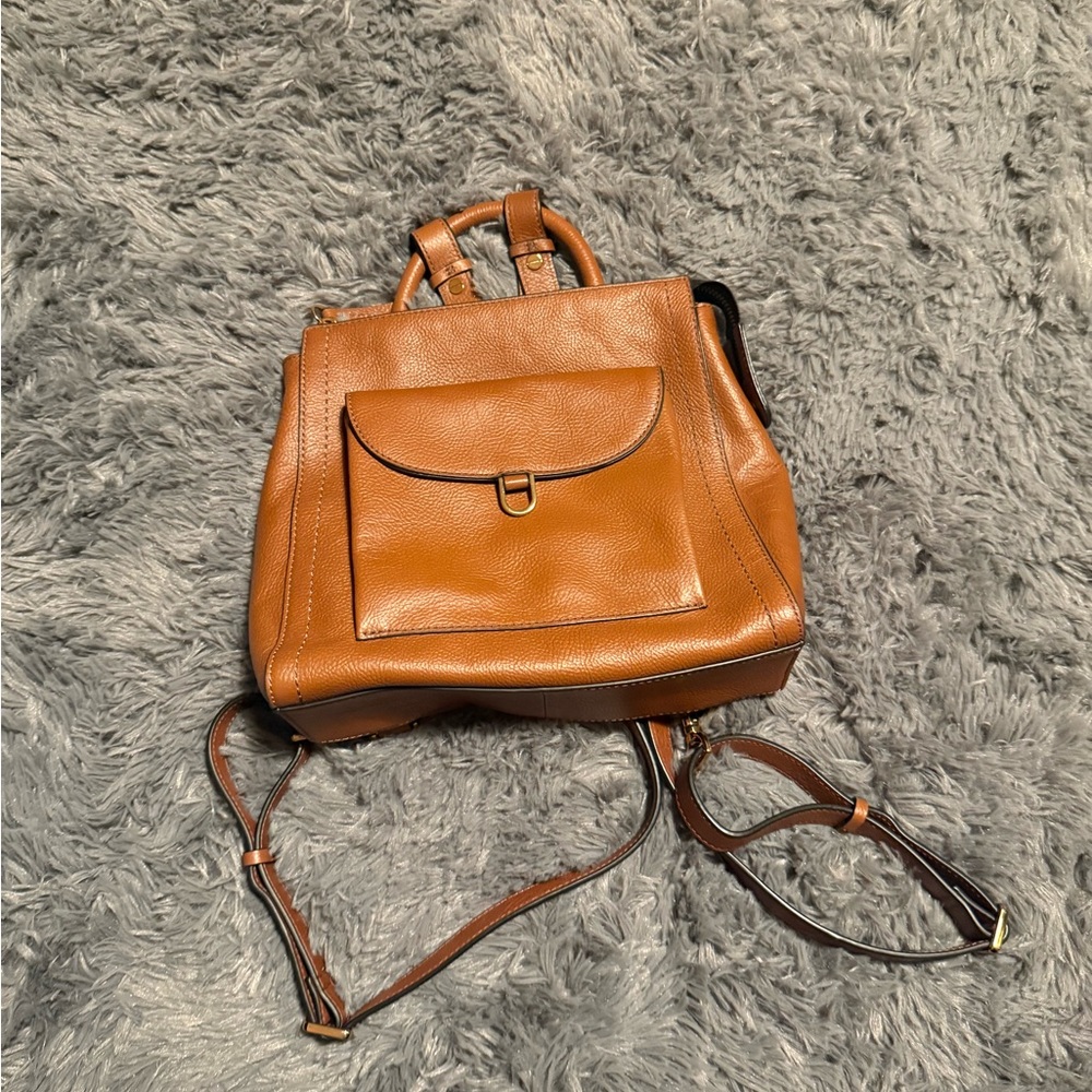 NWOT Fossil Parker Leather Small Backpack